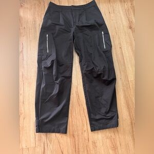 Women’s size XL Aqua balloon leg cargo pants